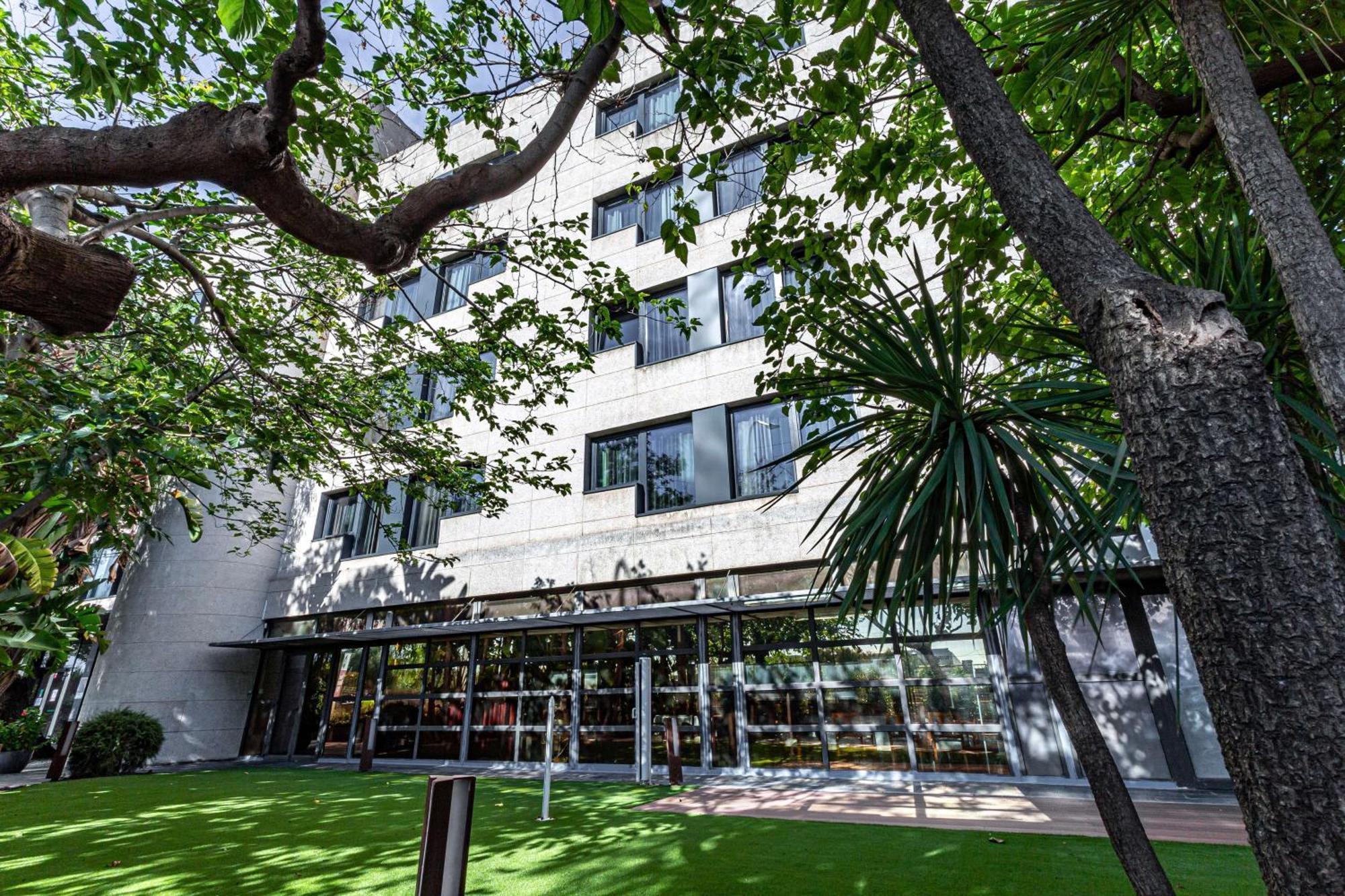 Best Western Plus Hotel Alfa Aeropuerto El Prat de Llobregat Exterior photo