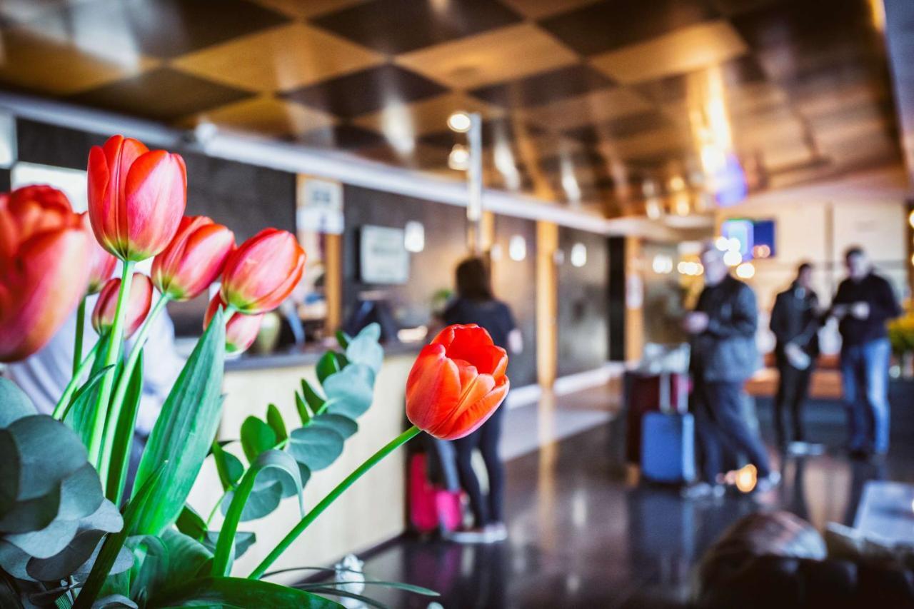 Best Western Plus Hotel Alfa Aeropuerto El Prat de Llobregat Exterior photo