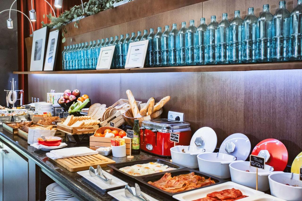 Best Western Plus Hotel Alfa Aeropuerto El Prat de Llobregat Exterior photo